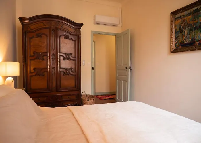 Elegant 2-bedroom Terrace In The Heart Of The *