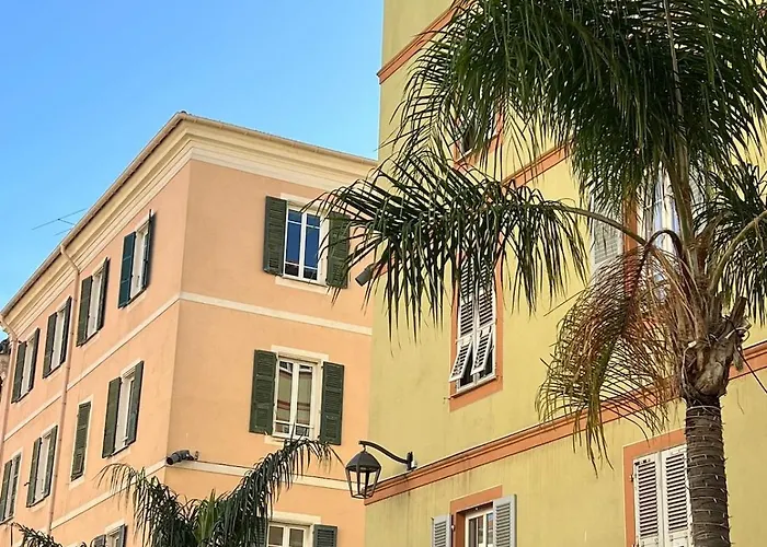 Elegant 2-bedroom Terrace In The Heart Of The Ajaccio (Corsica)
