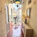 Elegant 2-bedroom Terrace In The Heart Of The