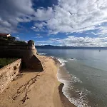 Appartamento Elegant 2-bedroom Terrace In The Heart Of The *