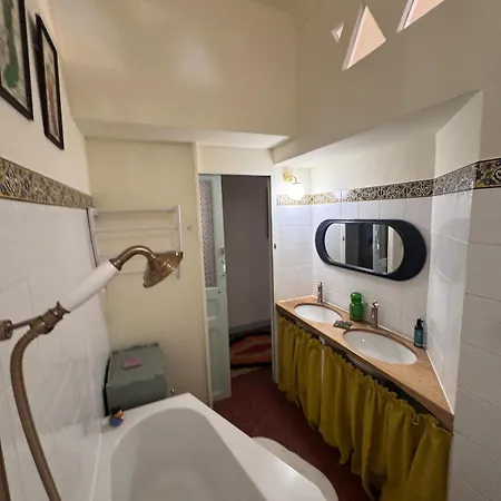 아파트 Elegant 2-bedroom Terrace In The Heart Of The 아작시오