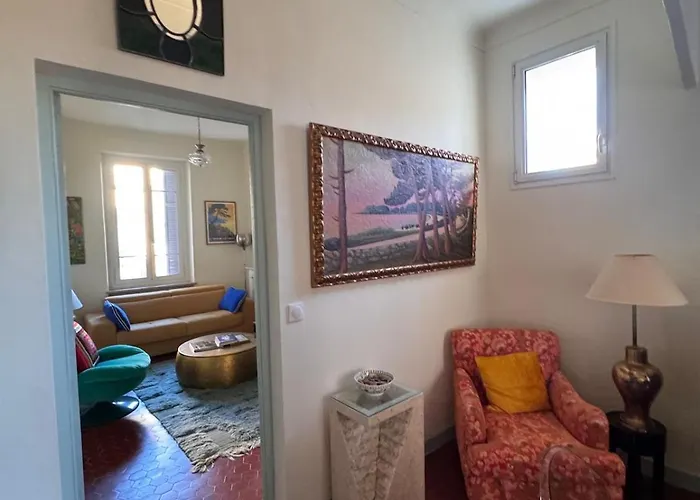 Appartement Elegant 2-bedroom Terrace In The Heart Of The *